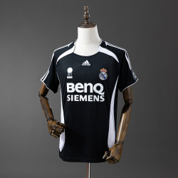Retro Real Madrid third away 06-07