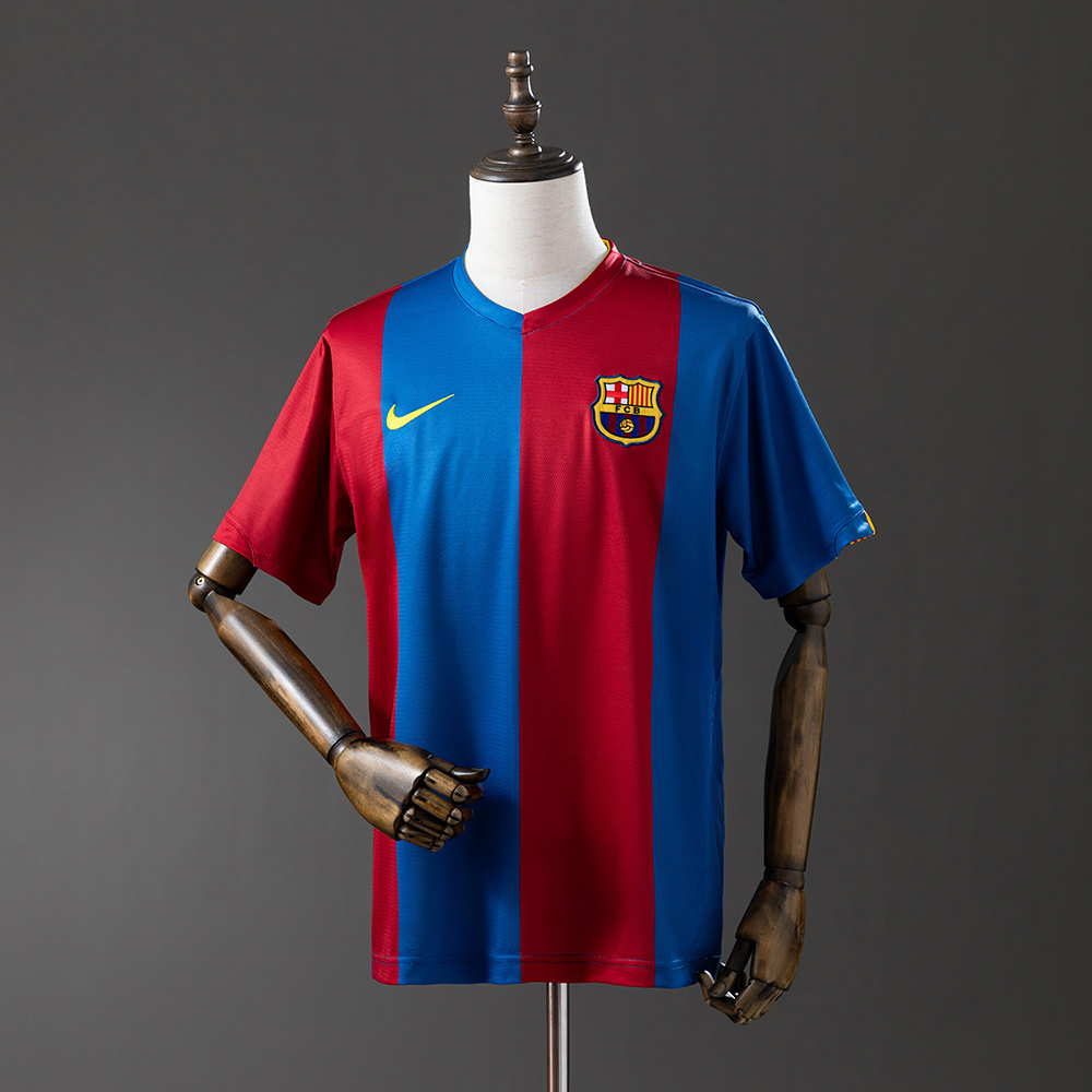 Retro  Barcelona Home 06-07